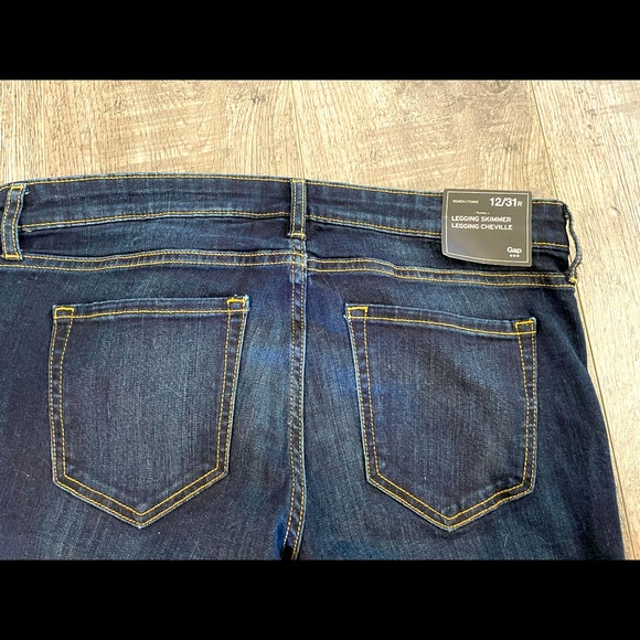 Gap factory women’s legging skimmer denim Jean size 12/31R - Picture 3 of 3